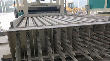 石膏輕質(zhì)隔墻生產(chǎn)模具-來鄭州找瑪納,專業(yè)M30石膏墻板生產(chǎn)線等您來體驗(yàn) 石膏輕質(zhì)隔墻生產(chǎn)模具-來鄭州找瑪納,專業(yè)M30石膏墻板生產(chǎn)線等您來體驗(yàn)