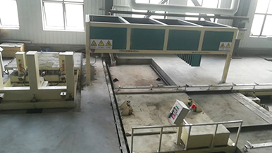 陶?；炷羶?nèi)墻生產(chǎn)設(shè)備-蒸壓陶粒內(nèi)墻板制造選用瑪納專業(yè)生產(chǎn)設(shè)備M07陶粒墻板生產(chǎn)線